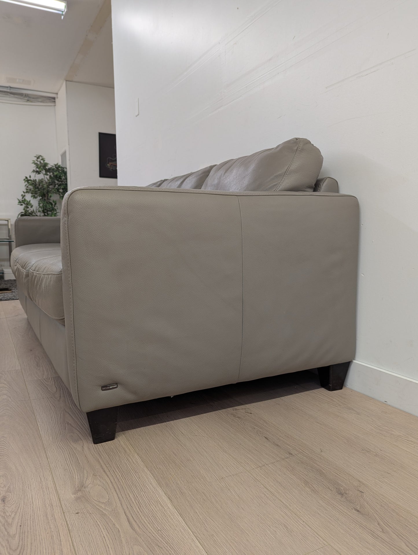 Natuzzi Editions MODB591 Leather Sofa