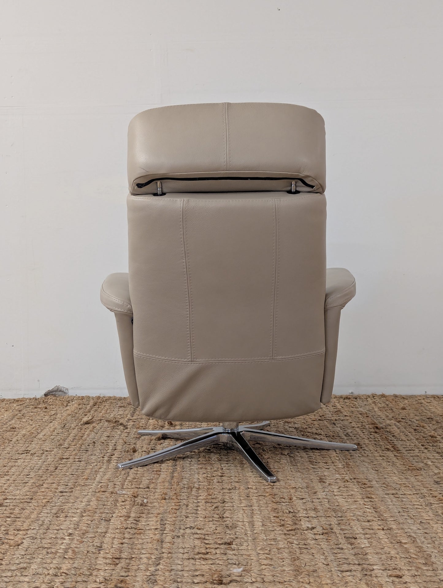 IMG Space 3600 Power Leather Chair