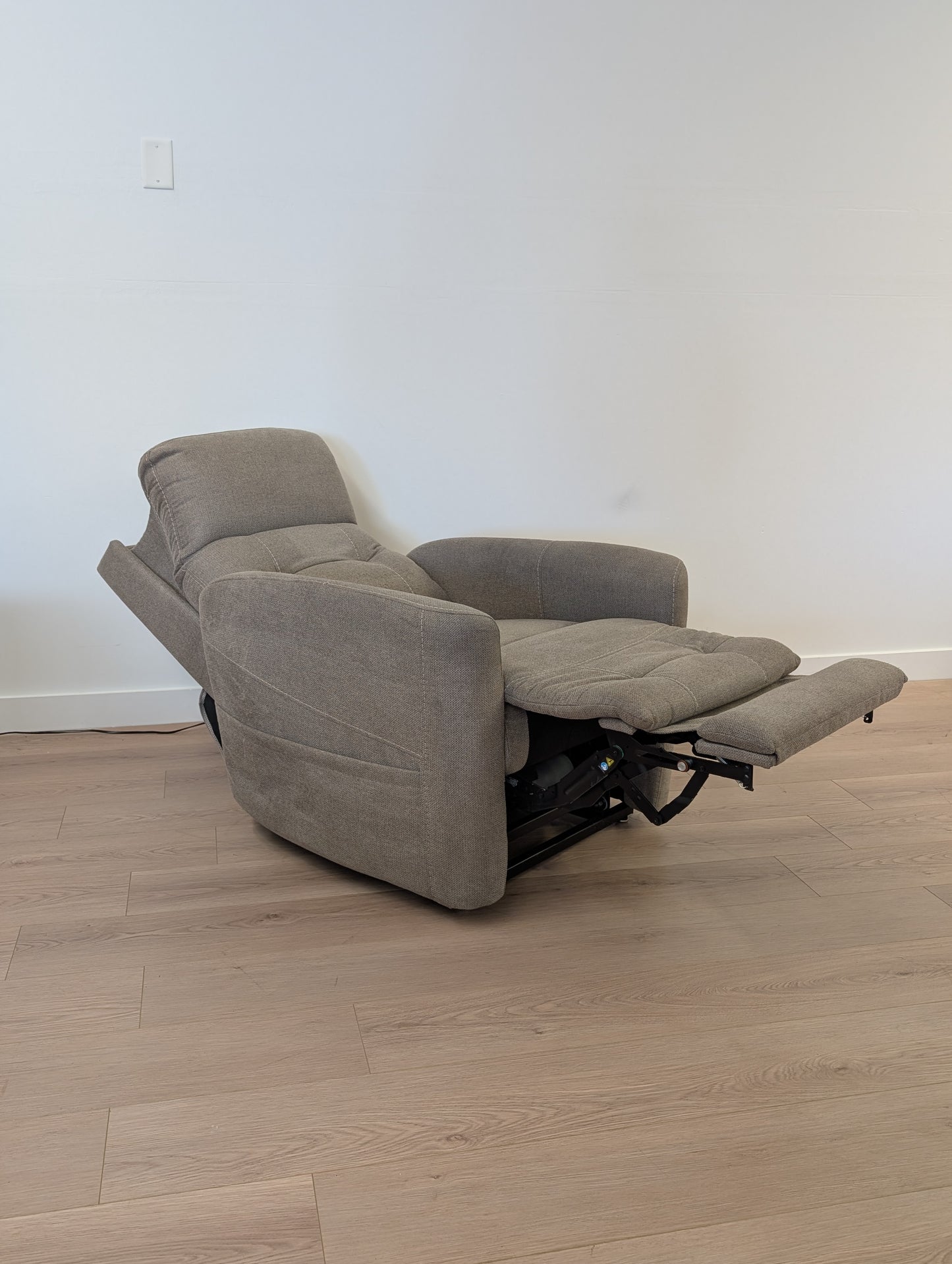 Pride VivaLift Perfecta 2 Chair