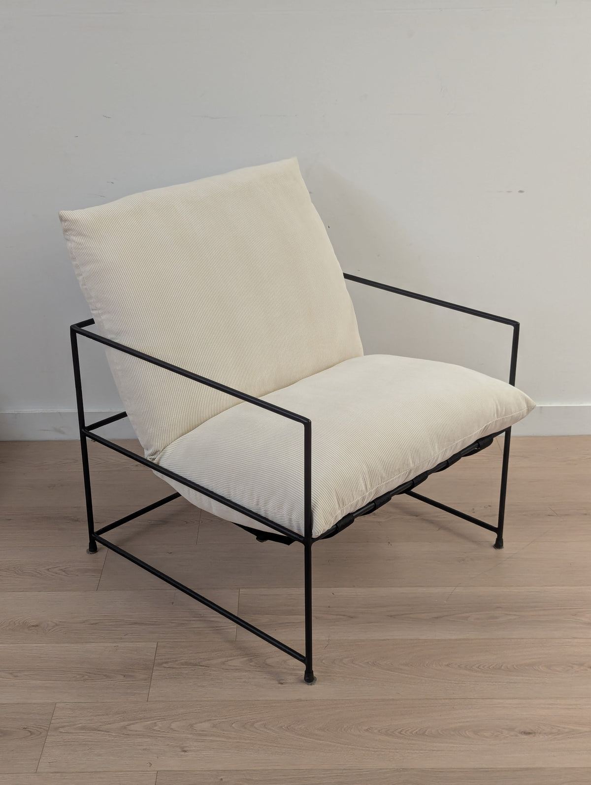 Urban Barn Mondo Armchair