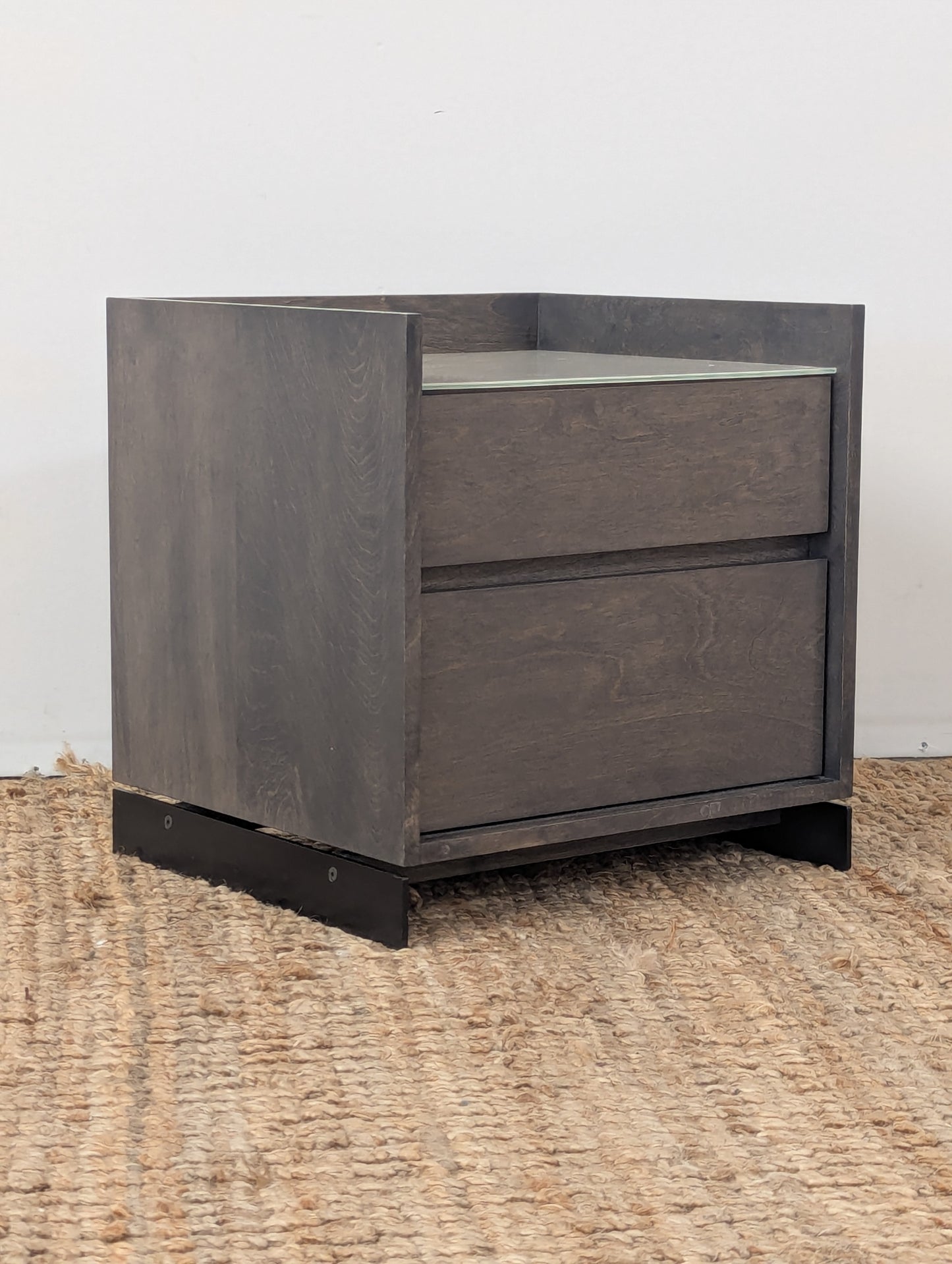 Huppé Nightstand