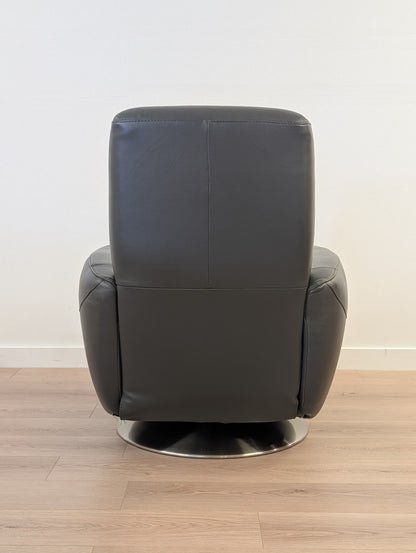Natuzzi Editions MODB769 Reclining Swivel Chair (2 Available)