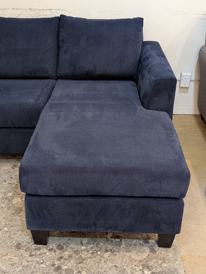 Reversible Chaise Sectional