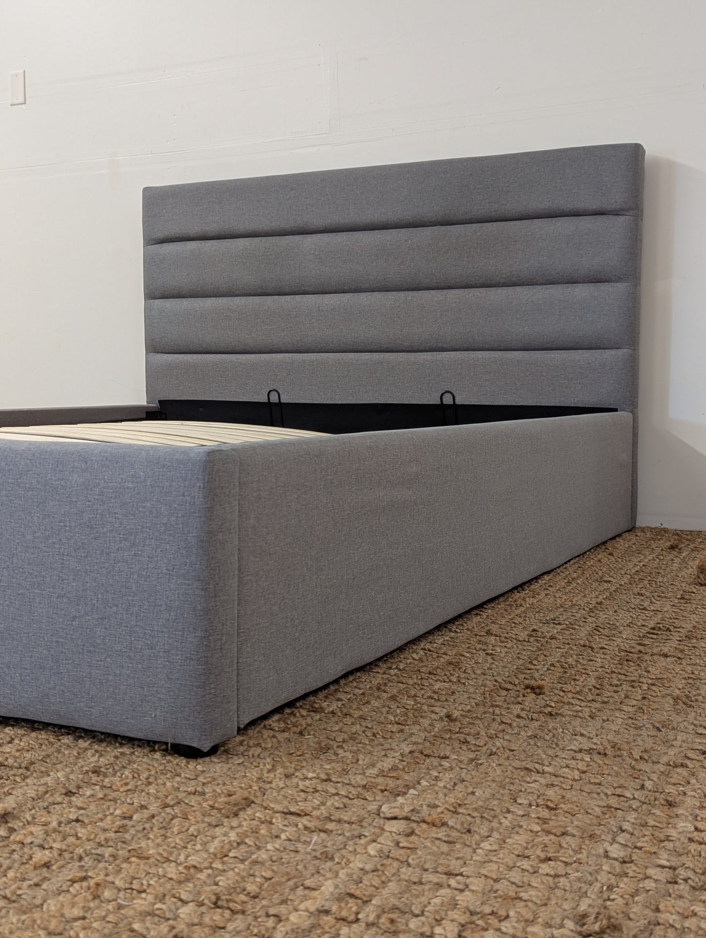 Dustin Storage Bed Greige Queen