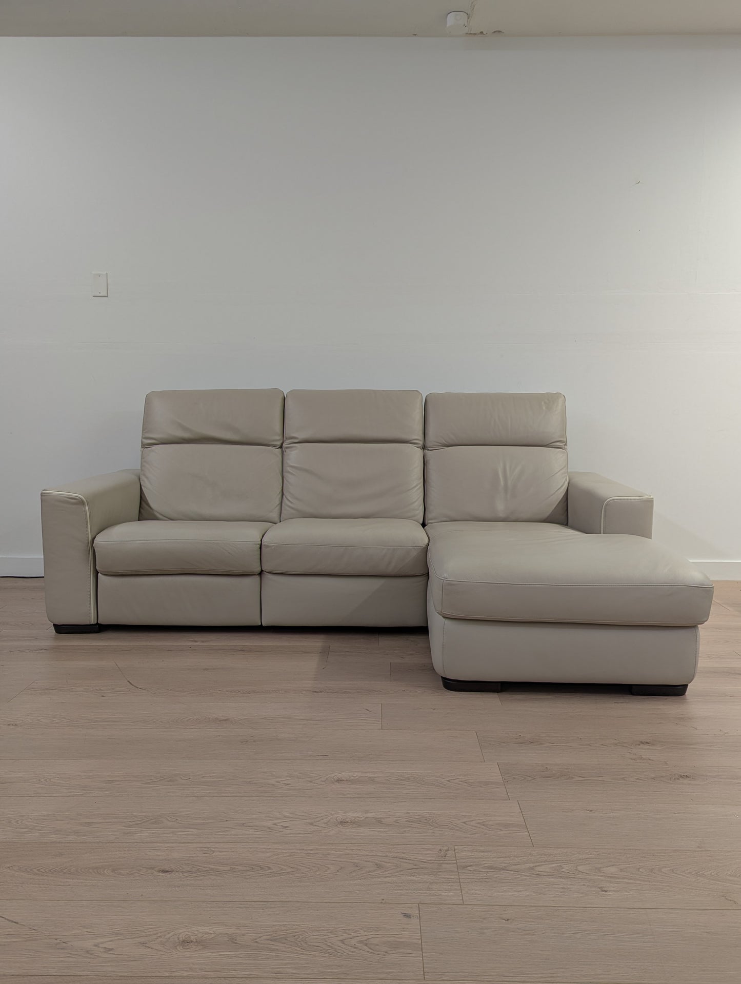 Natuzzi Italia Diesis Sectional with Storage