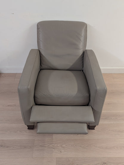 Natuzzi Editions MODB591 Motion Reclining Chair