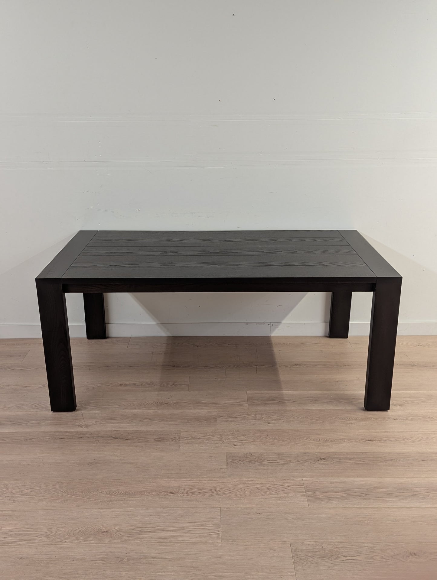 Solid Oak Extendable Dining Table - 6-8 Seat