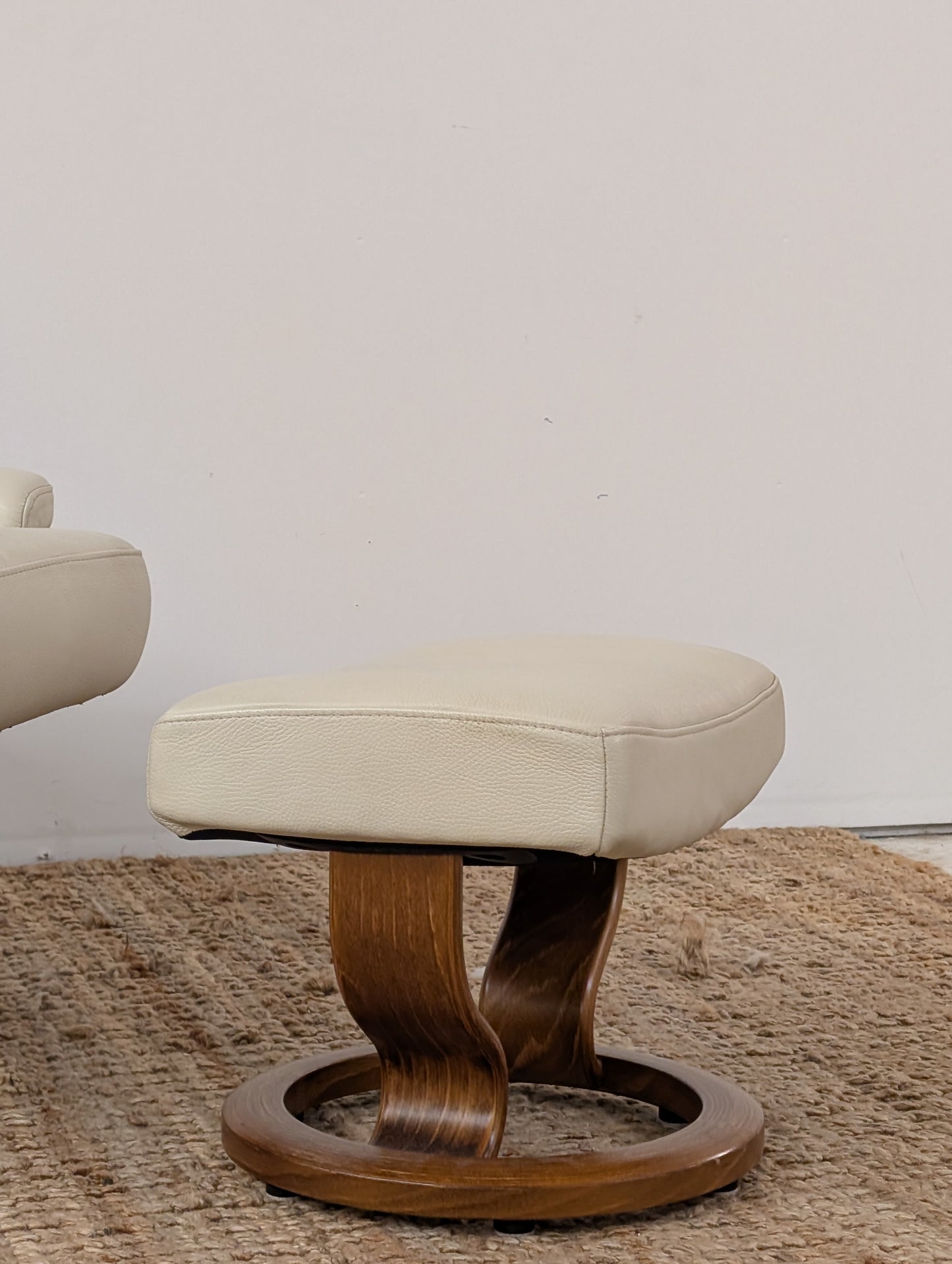 Stressless Taurus Reclining Chair and Ottoman