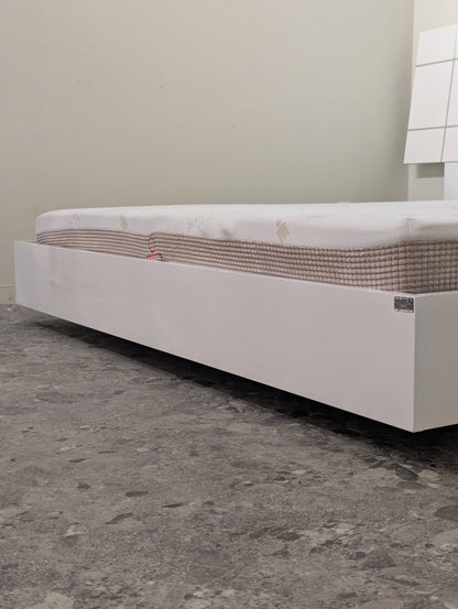 Status Italy Dream King Bed Frame