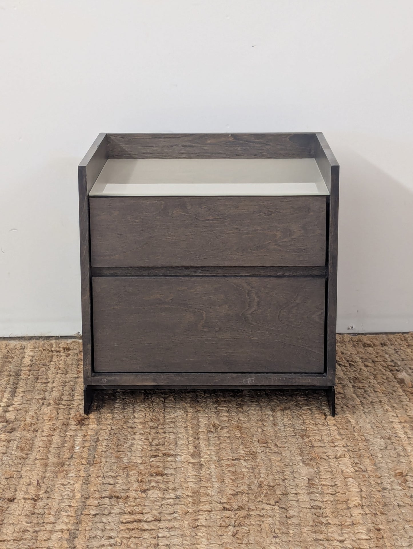 Huppé Nightstand