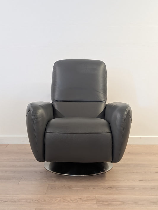 Natuzzi Editions MODB769 Reclining Swivel Chair (2 Available)