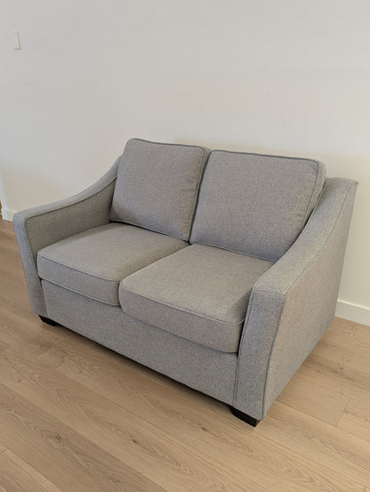 Stylus Zeal Loveseat