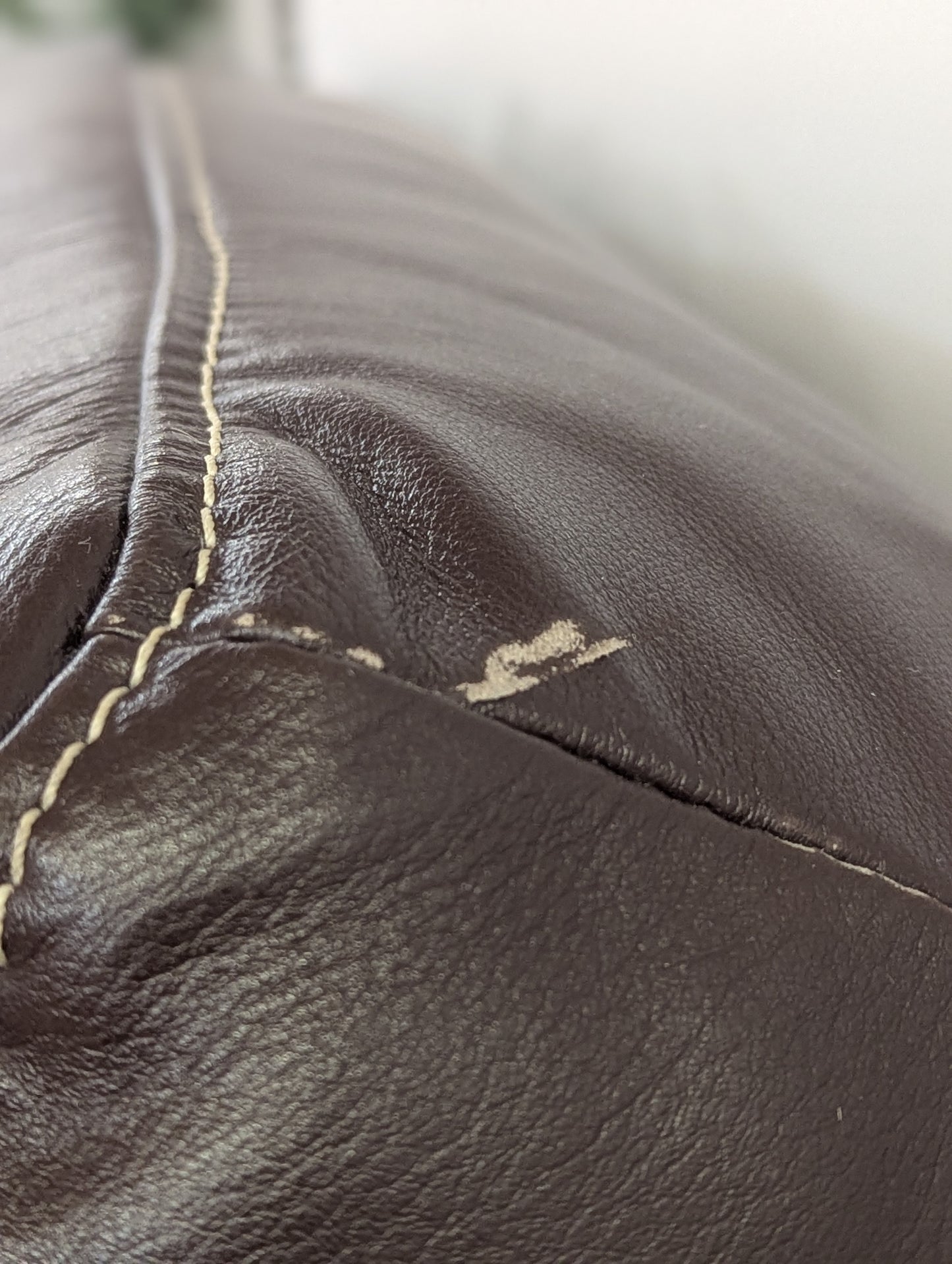 La-Z-Boy Dexter Stationary Leather Sofa