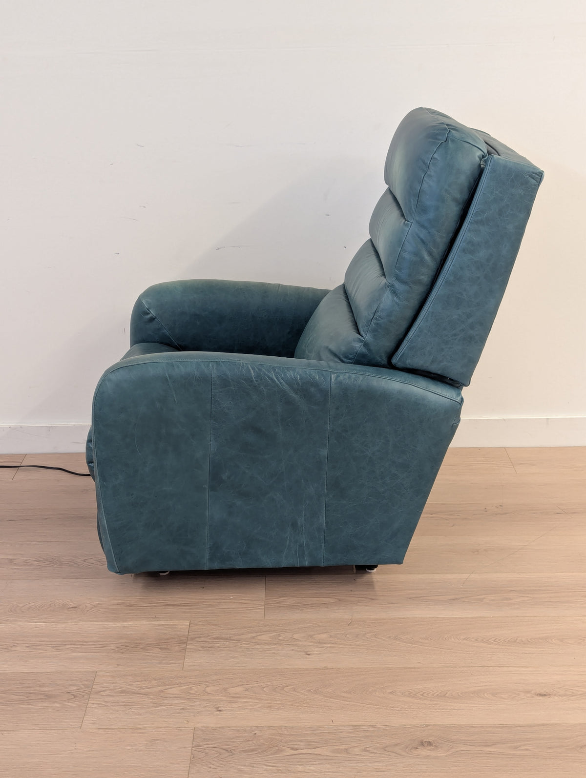 La-Z-Boy Forum Reclining Armchair