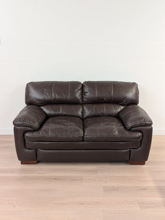 La-Z-Boy Dexter Stationary Leather Loveseat