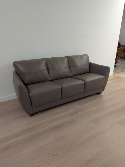 Dixon Dwellings Digiò Sofa
