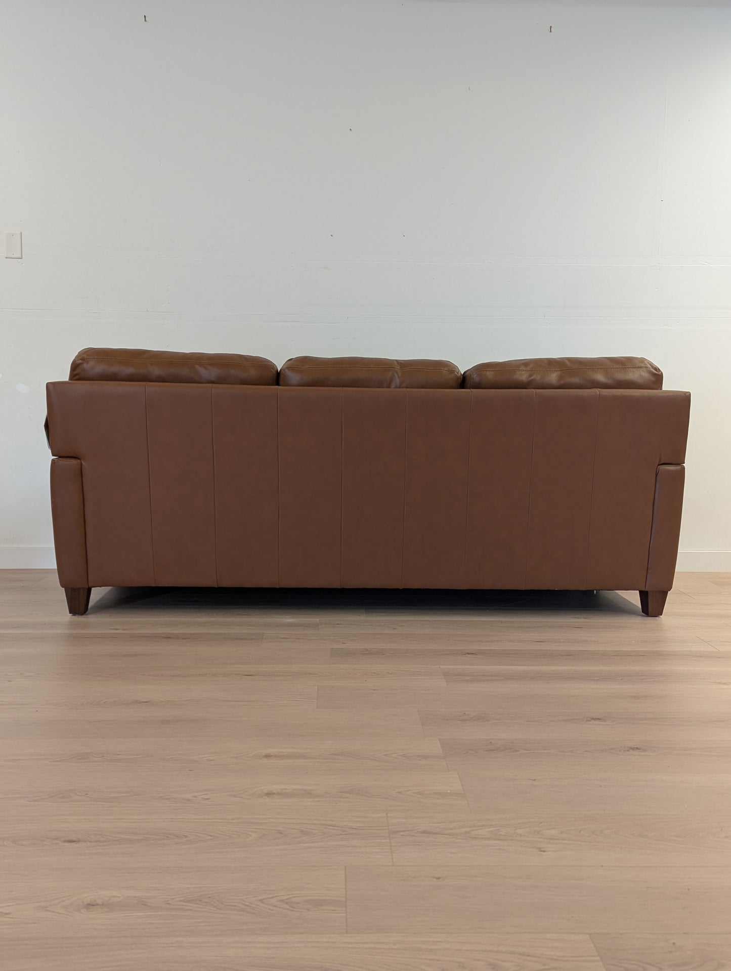 La-Z-Boy Draper Oak Leather Sofa