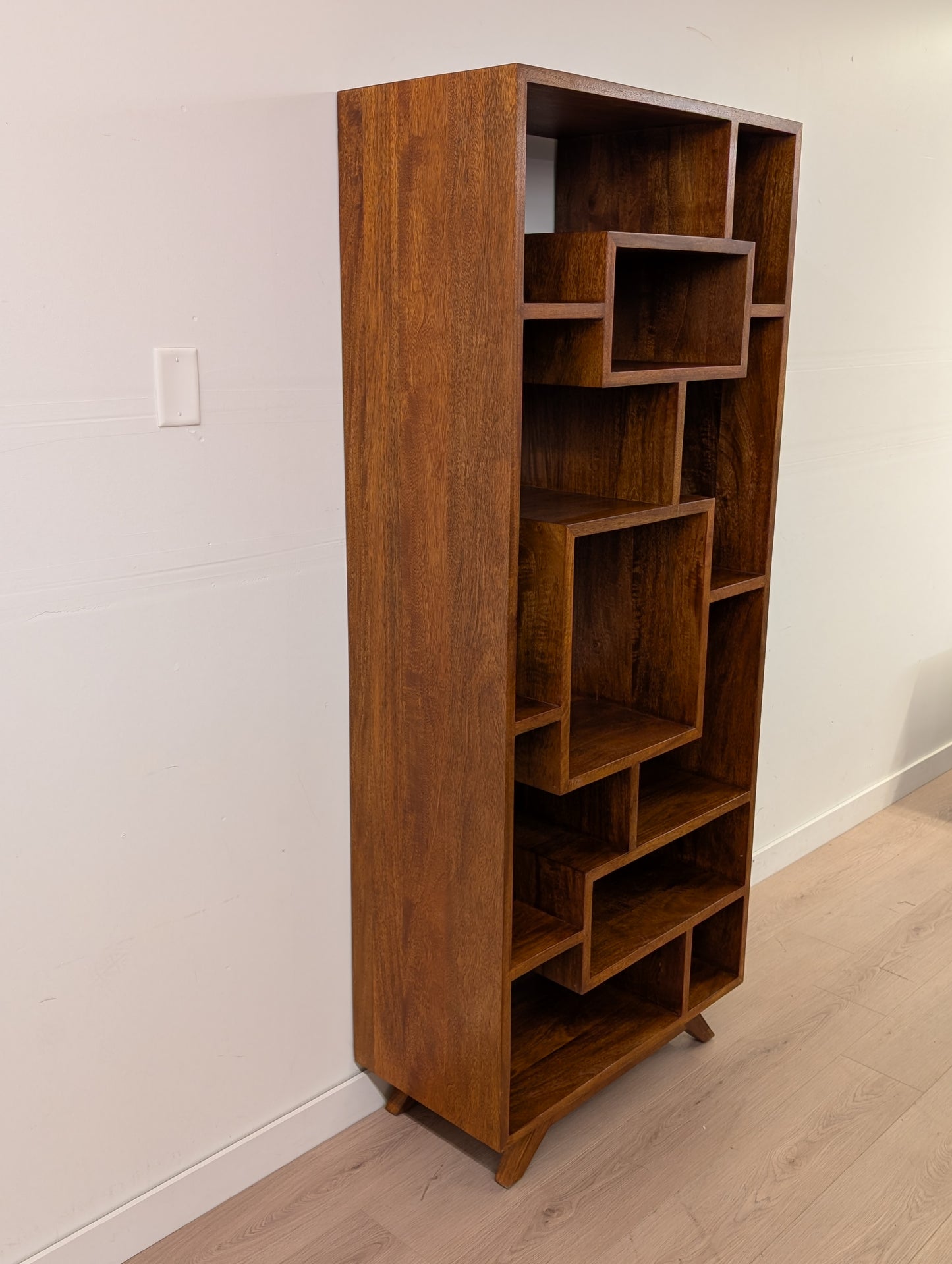 Monarch Sari Mango Wood Bookshelf