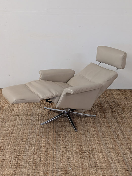 IMG Space 3600 Power Leather Chair