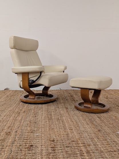 Stressless Taurus Reclining Chair and Ottoman