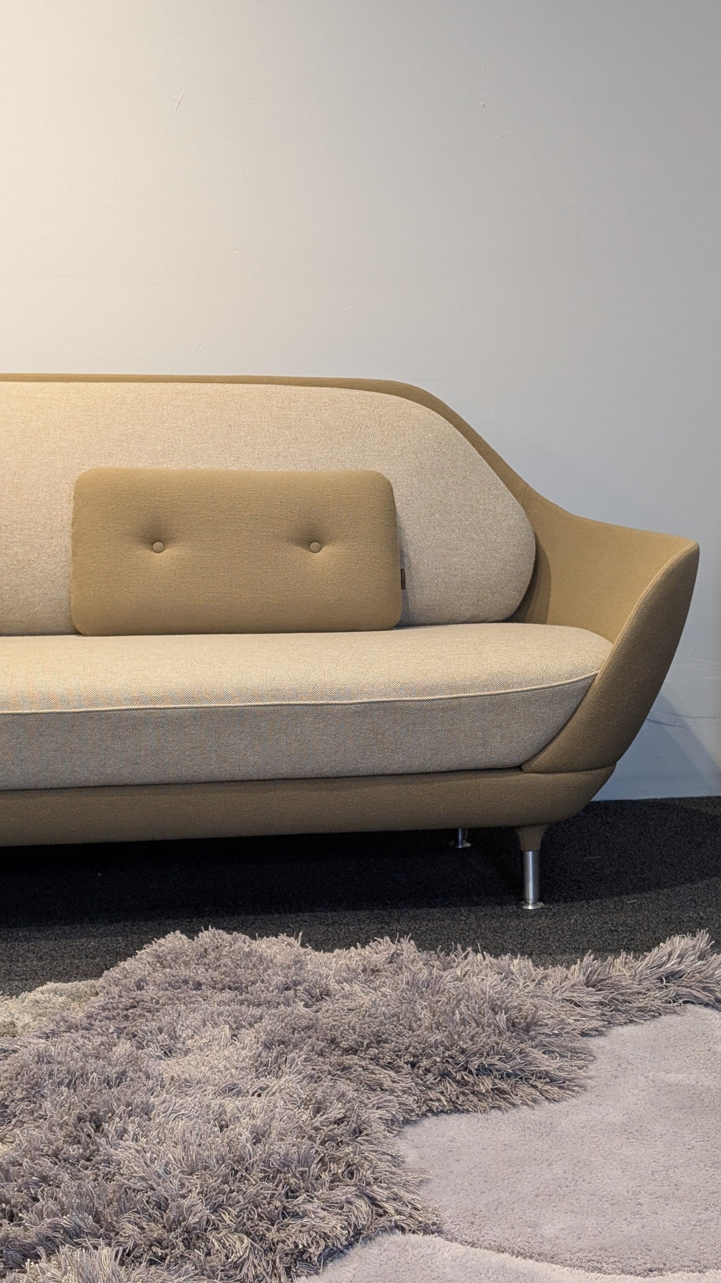 Fritz Hansen Favn JH3 Sofa