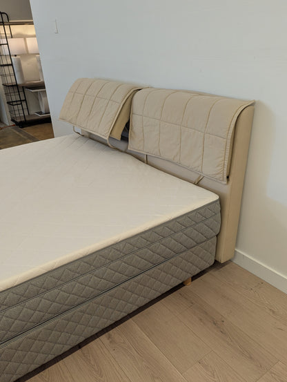 Duxiana Pascal 8888 Bed System (King)