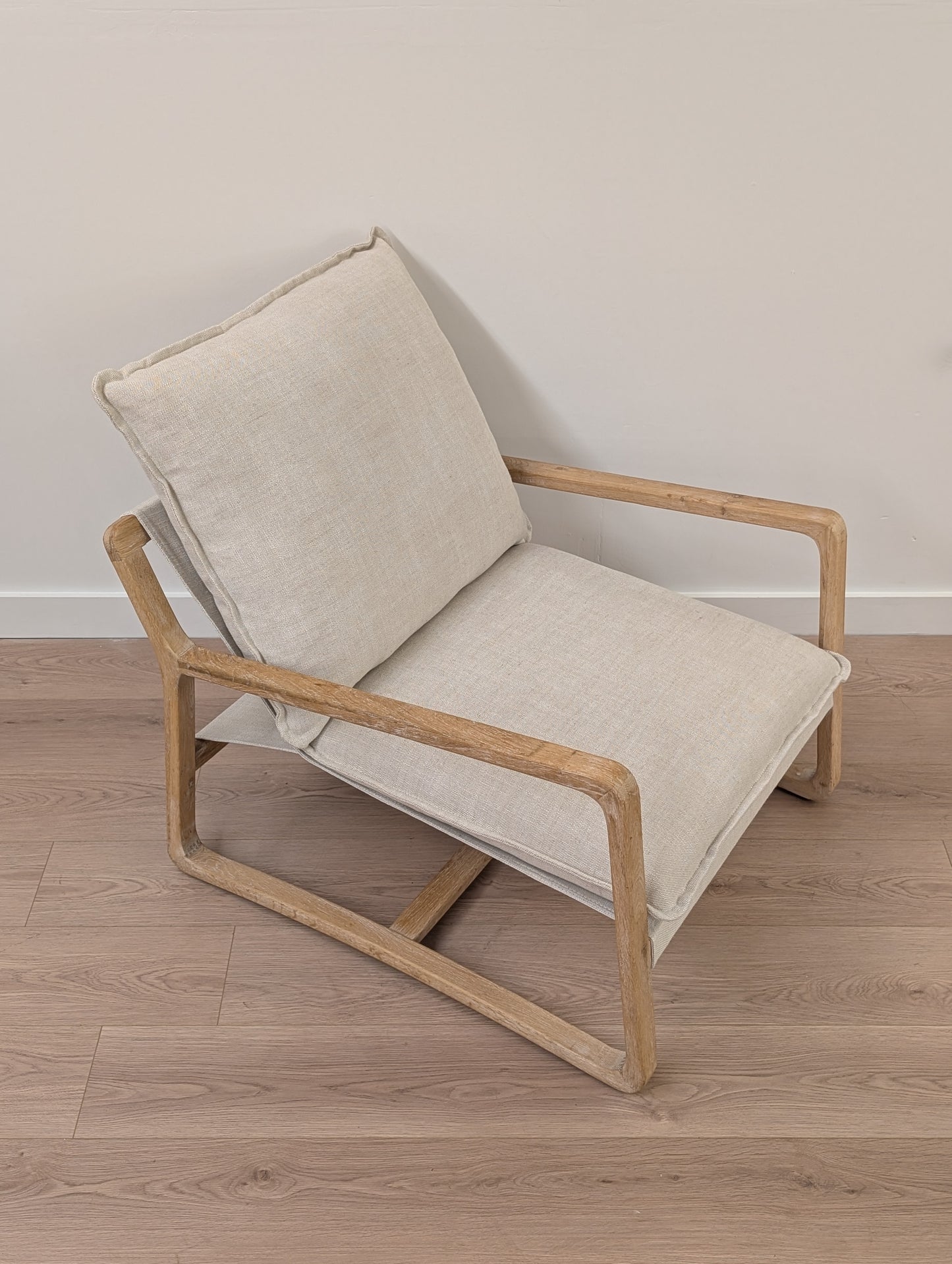 Dovetail Furniture Sling Chair
