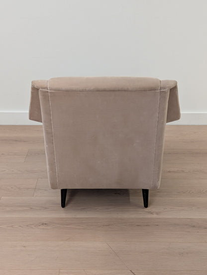 GUBI CDC1 lounge chair