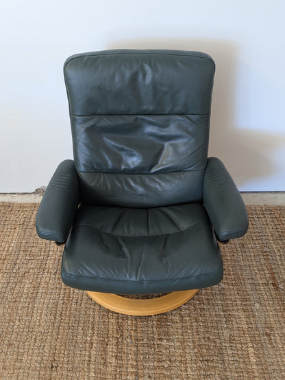 Ekornes Stressless Mayfair Reclining Chair