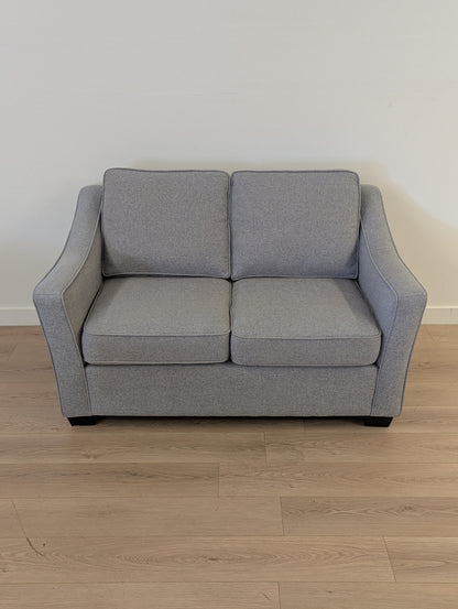 Stylus Zeal Loveseat