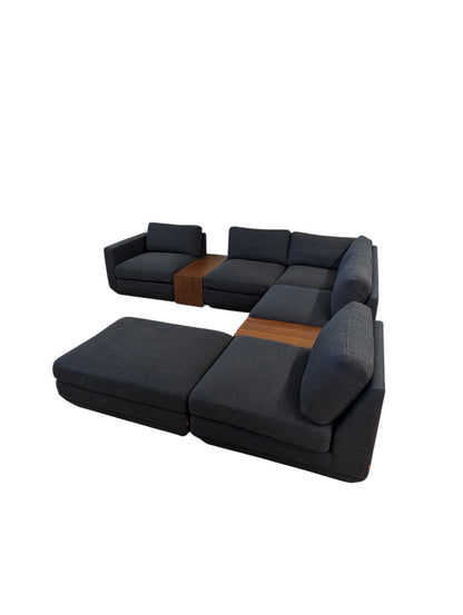 Gus Modern Podium 8 Piece Sectional Set