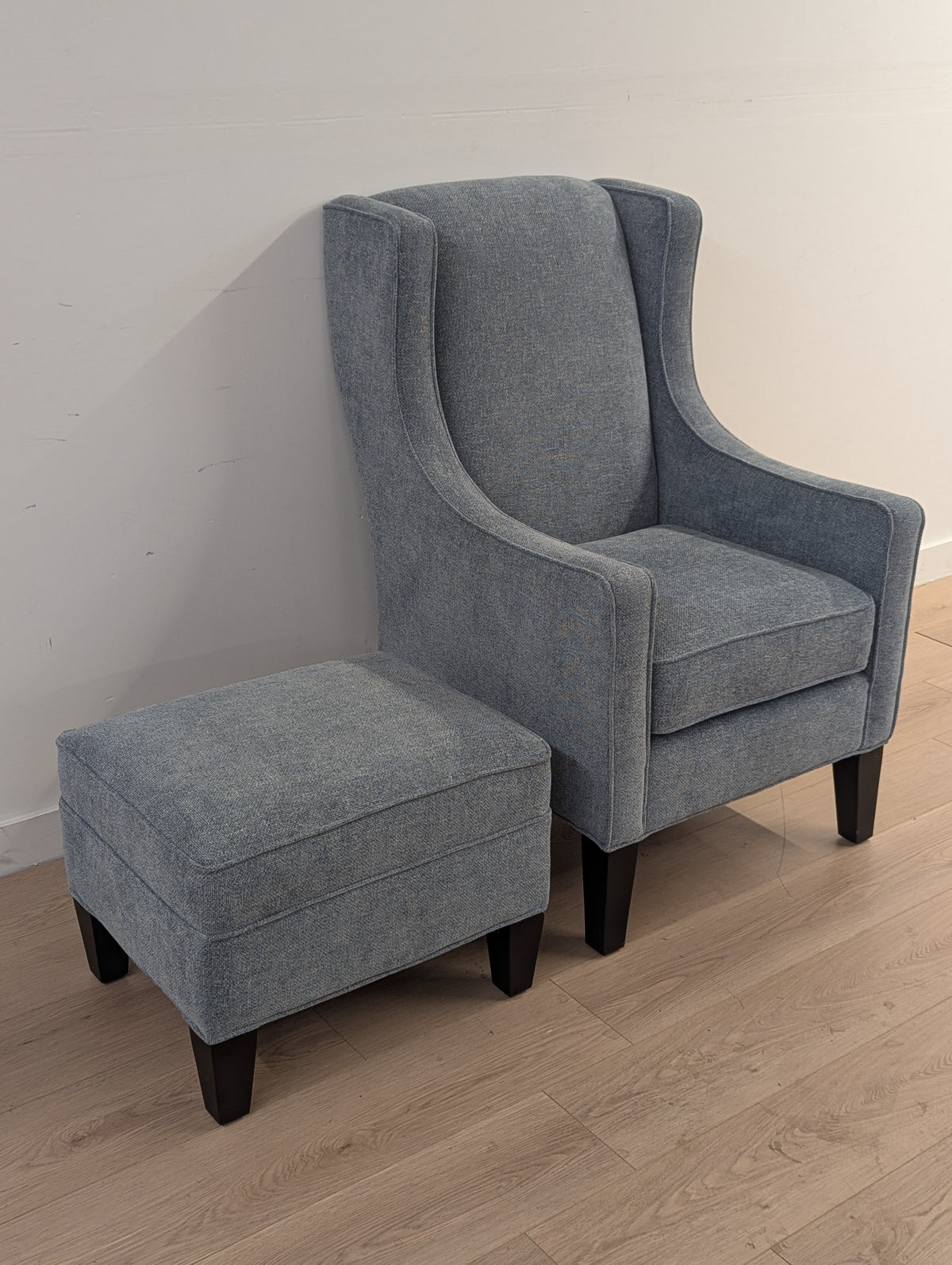 Stylus Rogers Armchair & Ottoman