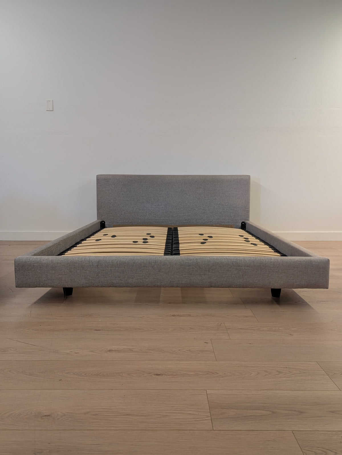 EQ3 Bento Queen Bedframe - Sherlock Nickel