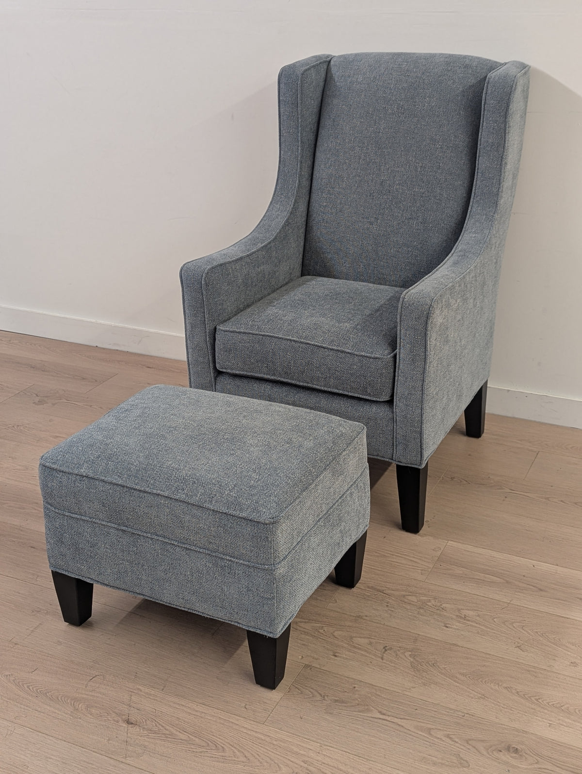 Stylus Rogers Armchair & Ottoman