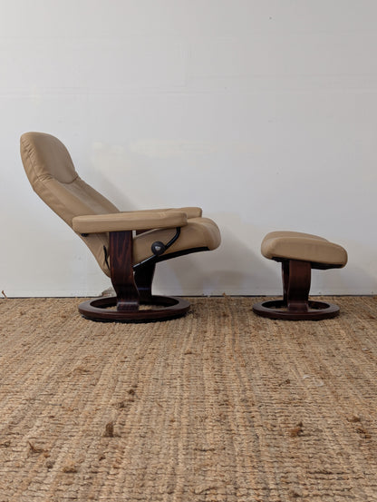 Ekornes Stressless Consul Reclining Chair + Ottoman