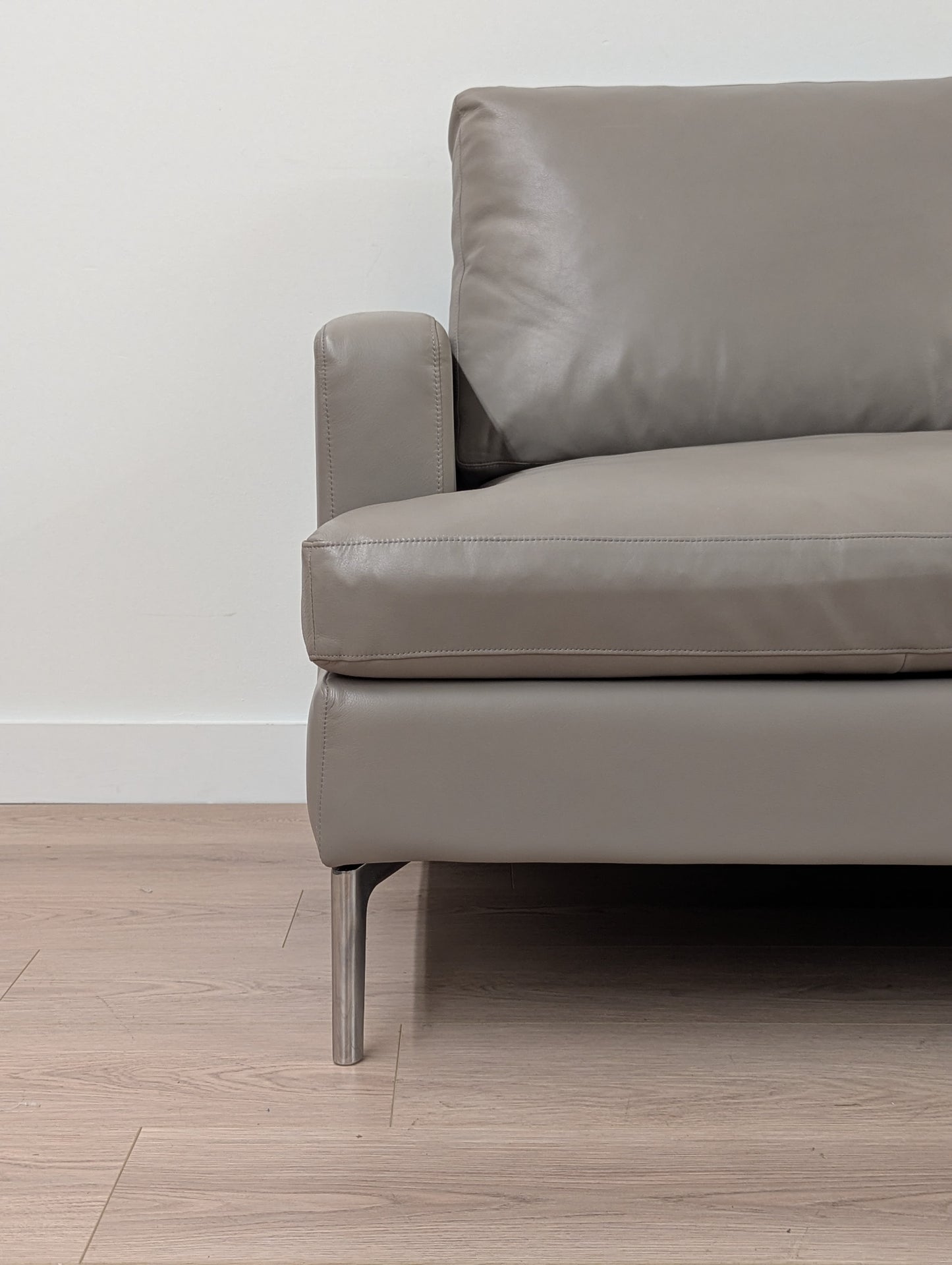 EQ3 Eve Leather Loveseat