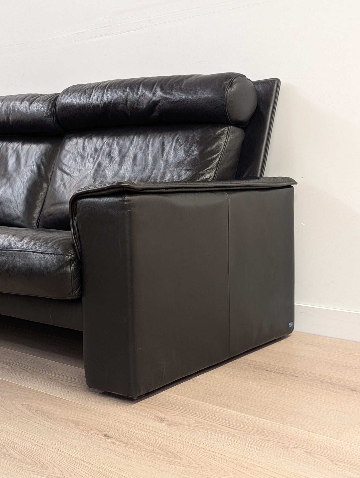 de Sede DS 331 Leather Sofa - 2.5 Seater