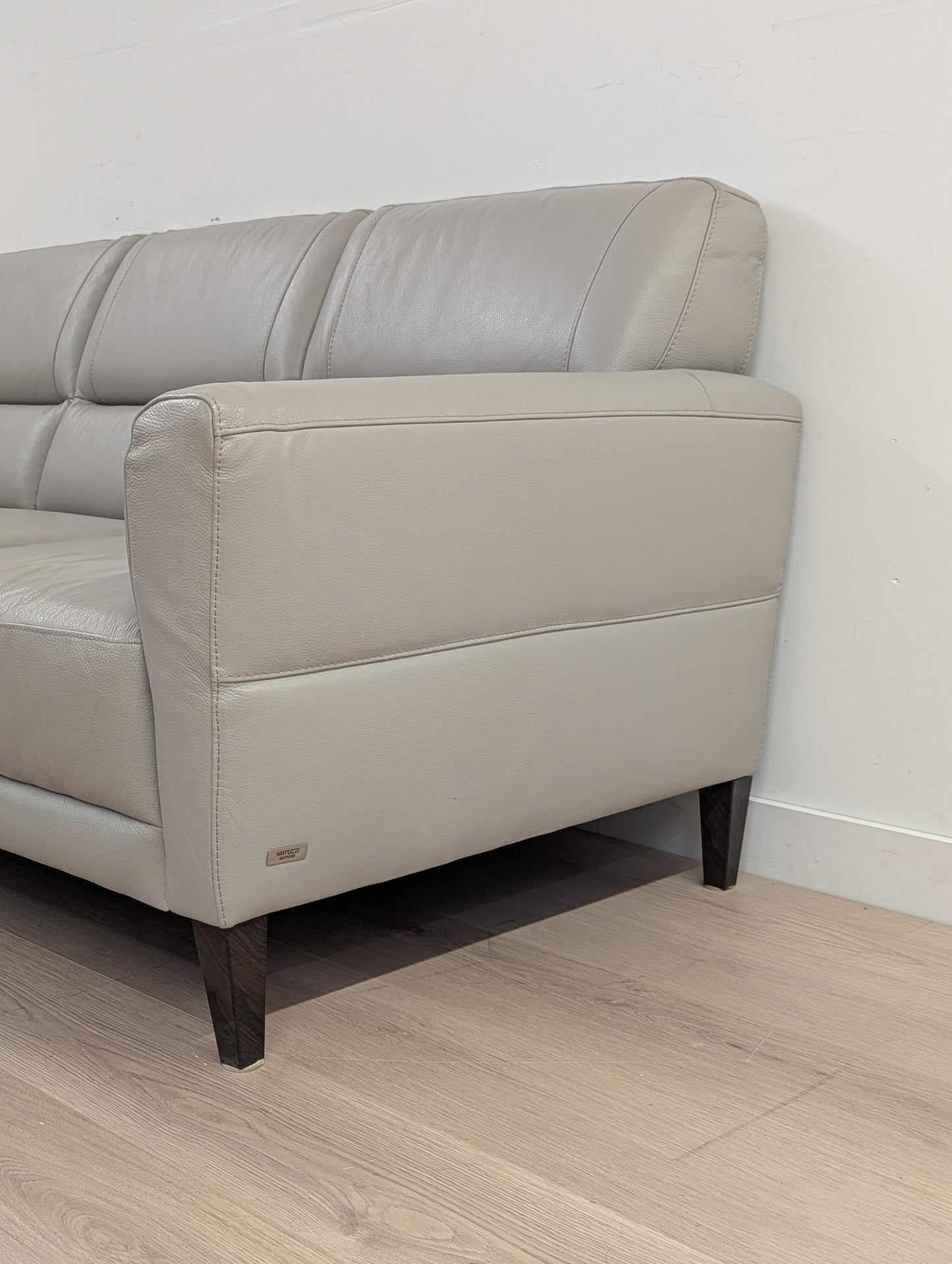 Natuzzi Editions MODC131 Sofa
