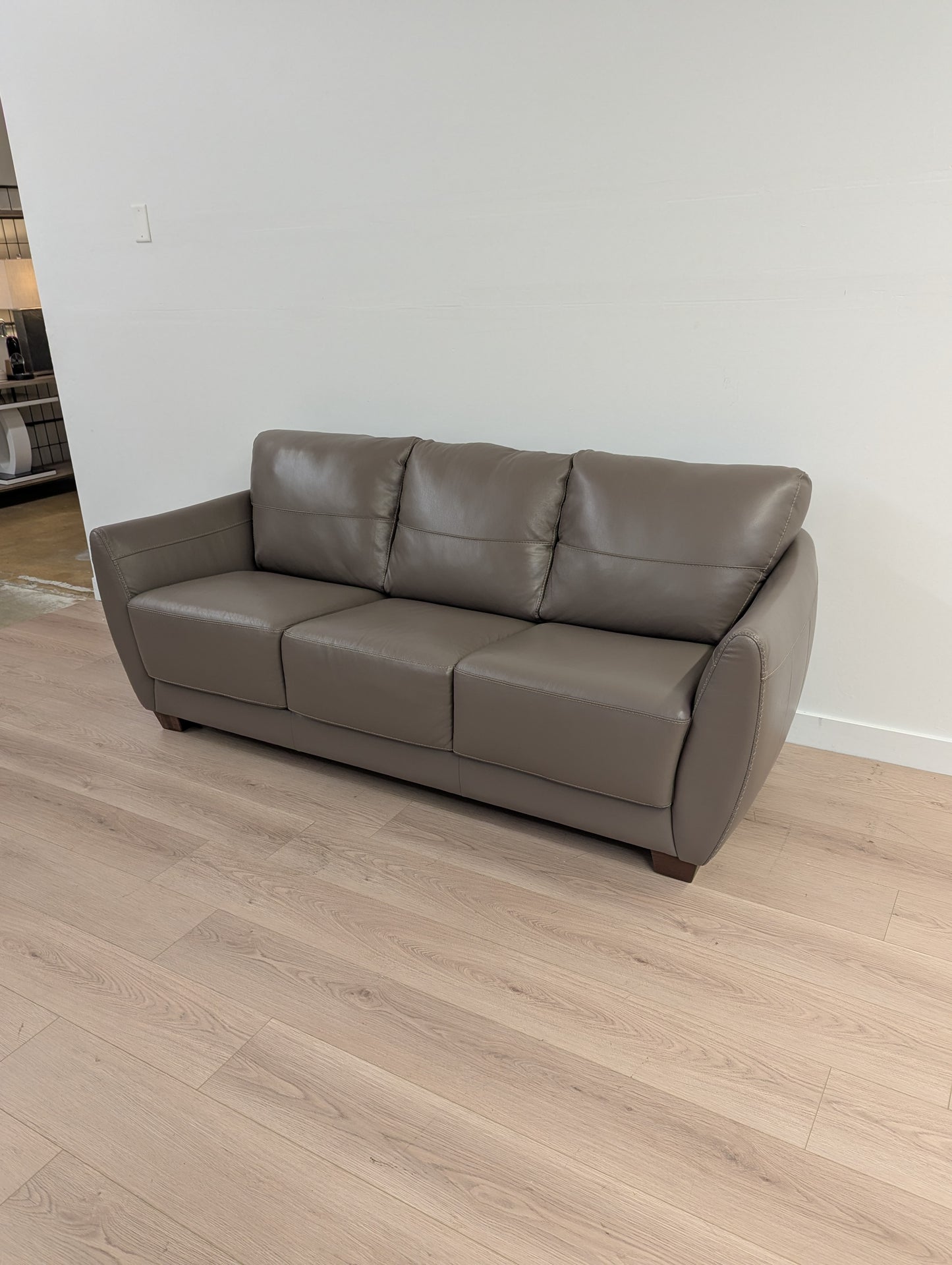 Dixon Dwellings Digiò Sofa