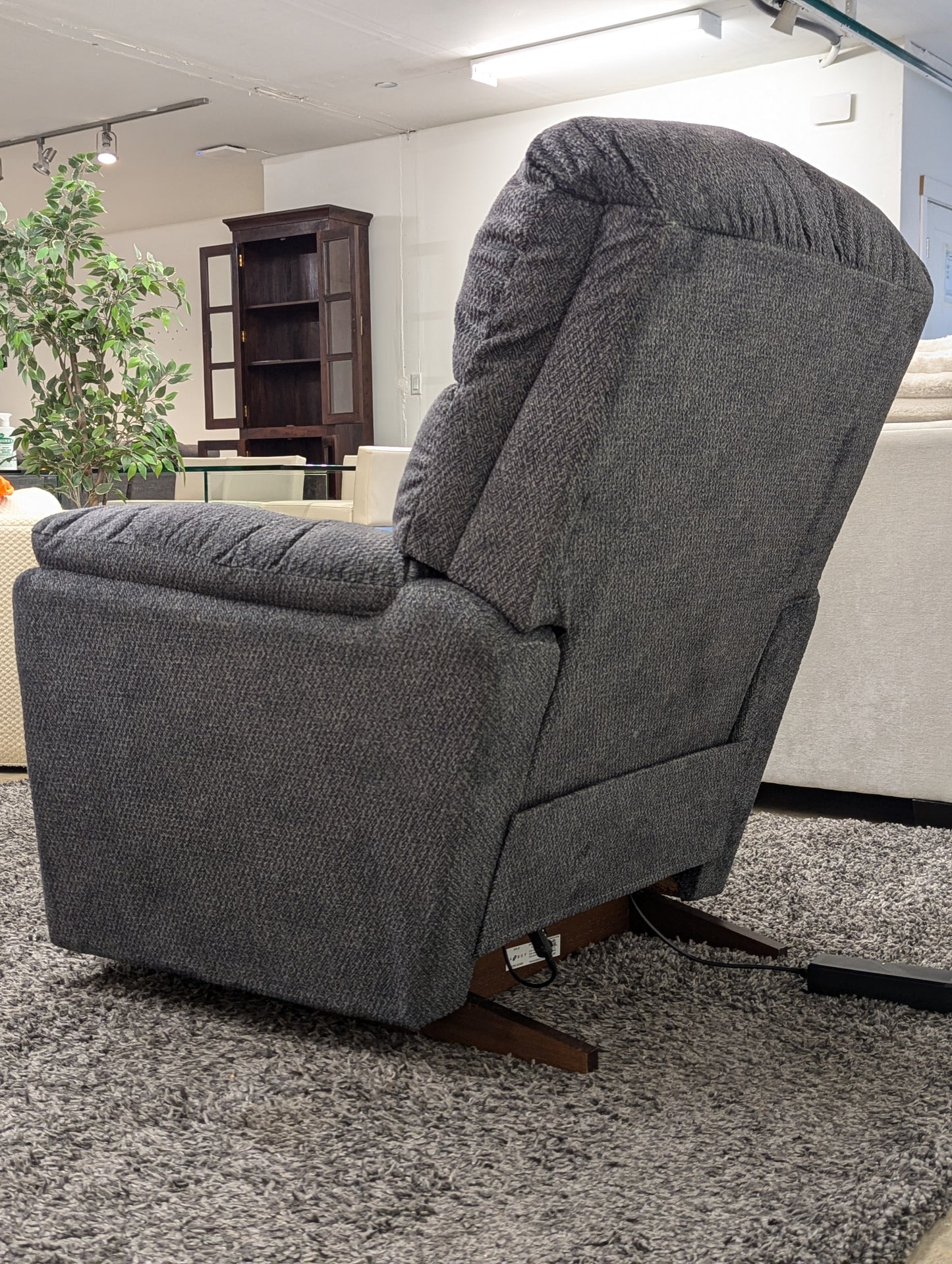 La Z Boy Morrison Power Reclining Chair