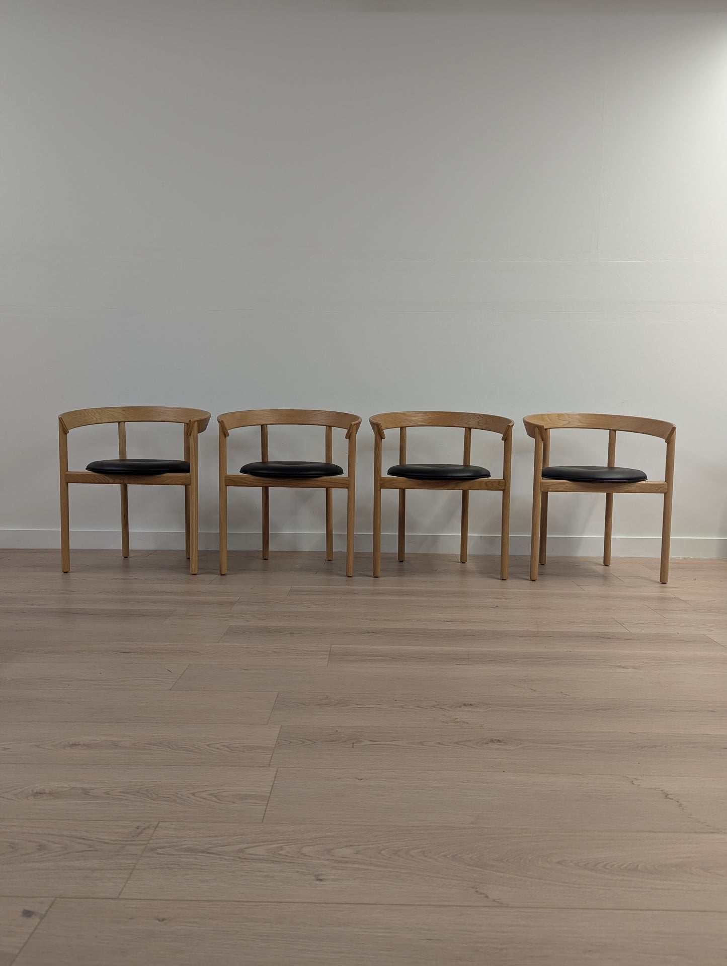 Herman Miller Comma Dining Chairs (Set of 4)