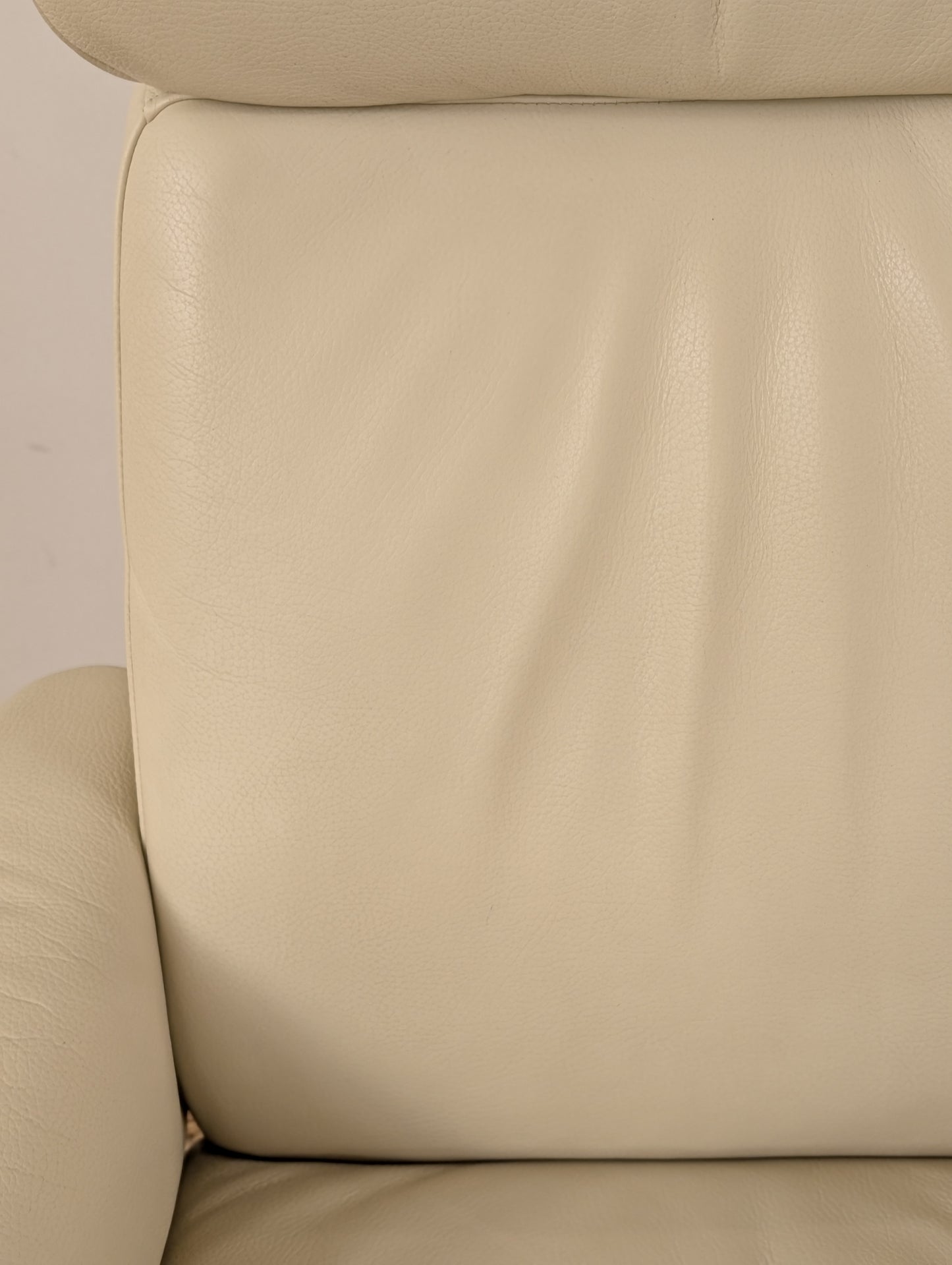 Stressless Taurus Reclining Chair and Ottoman