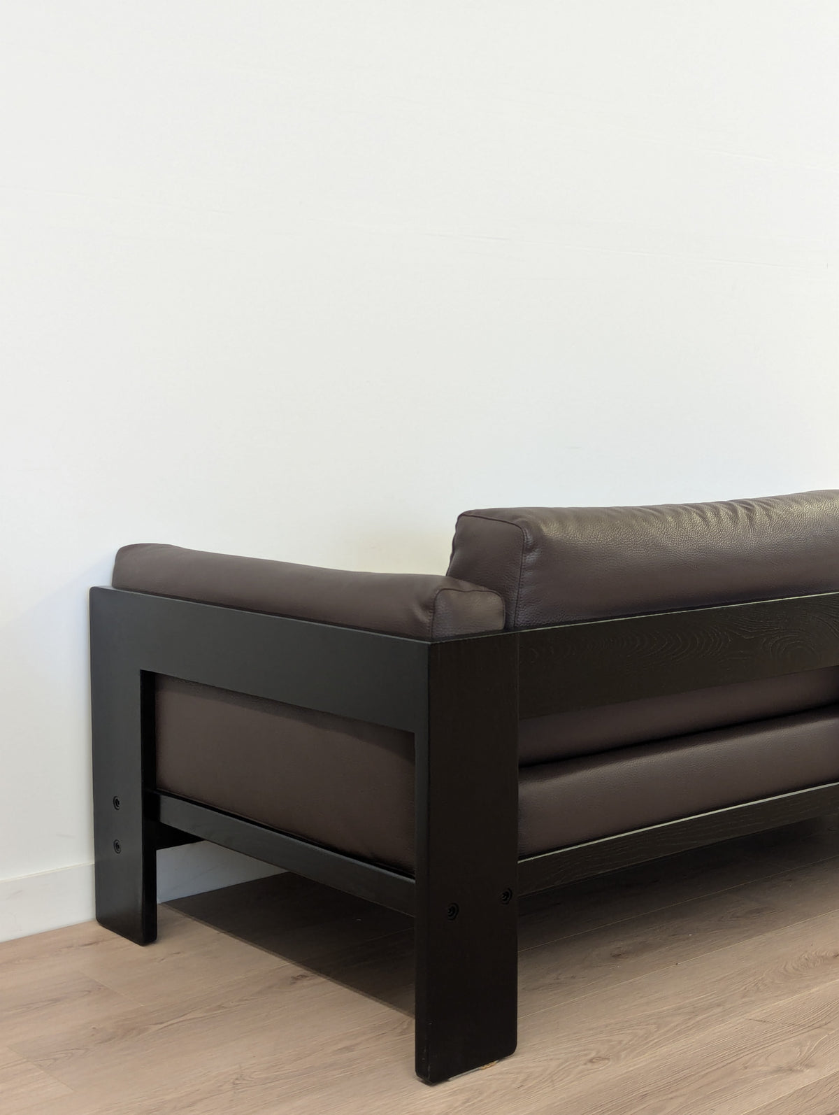 Knoll Bastiano Sofa