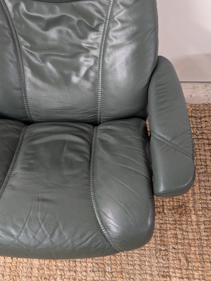 Ekornes Stressless Consul Reclining Chair + Ottoman