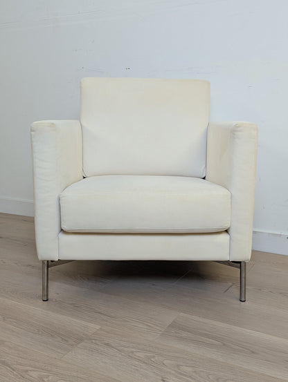 Knoll Piero Lissoni - Divina® Petite Lounge Chair