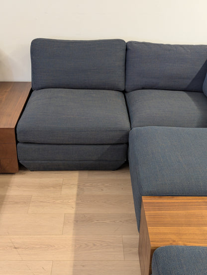 Gus Modern Podium 8 Piece Sectional Set