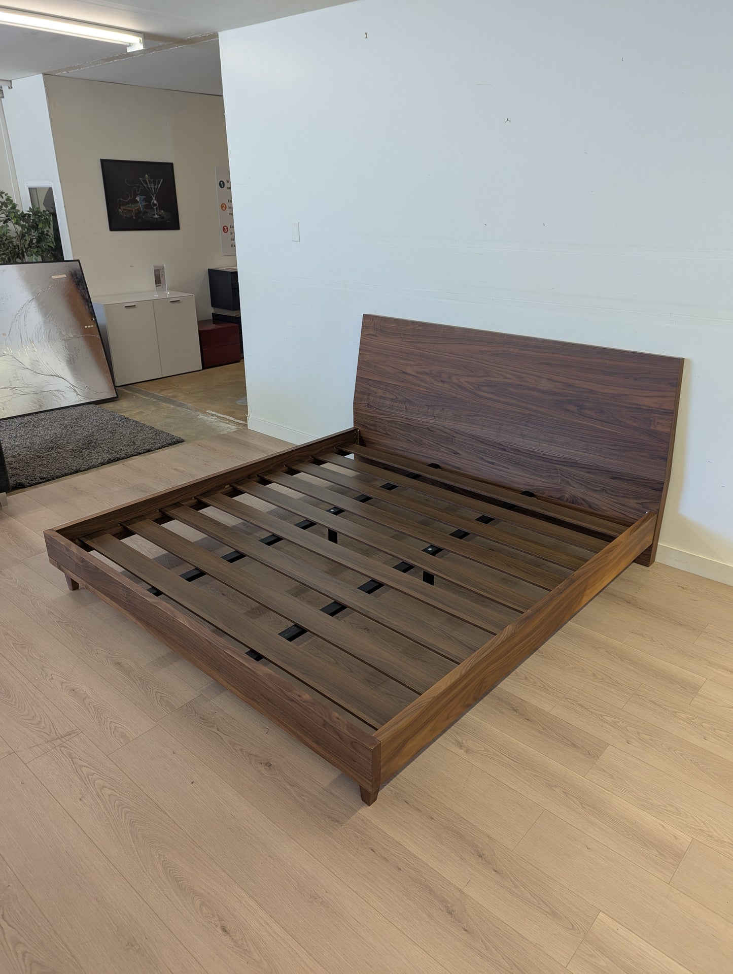 RHINE King sized Bed