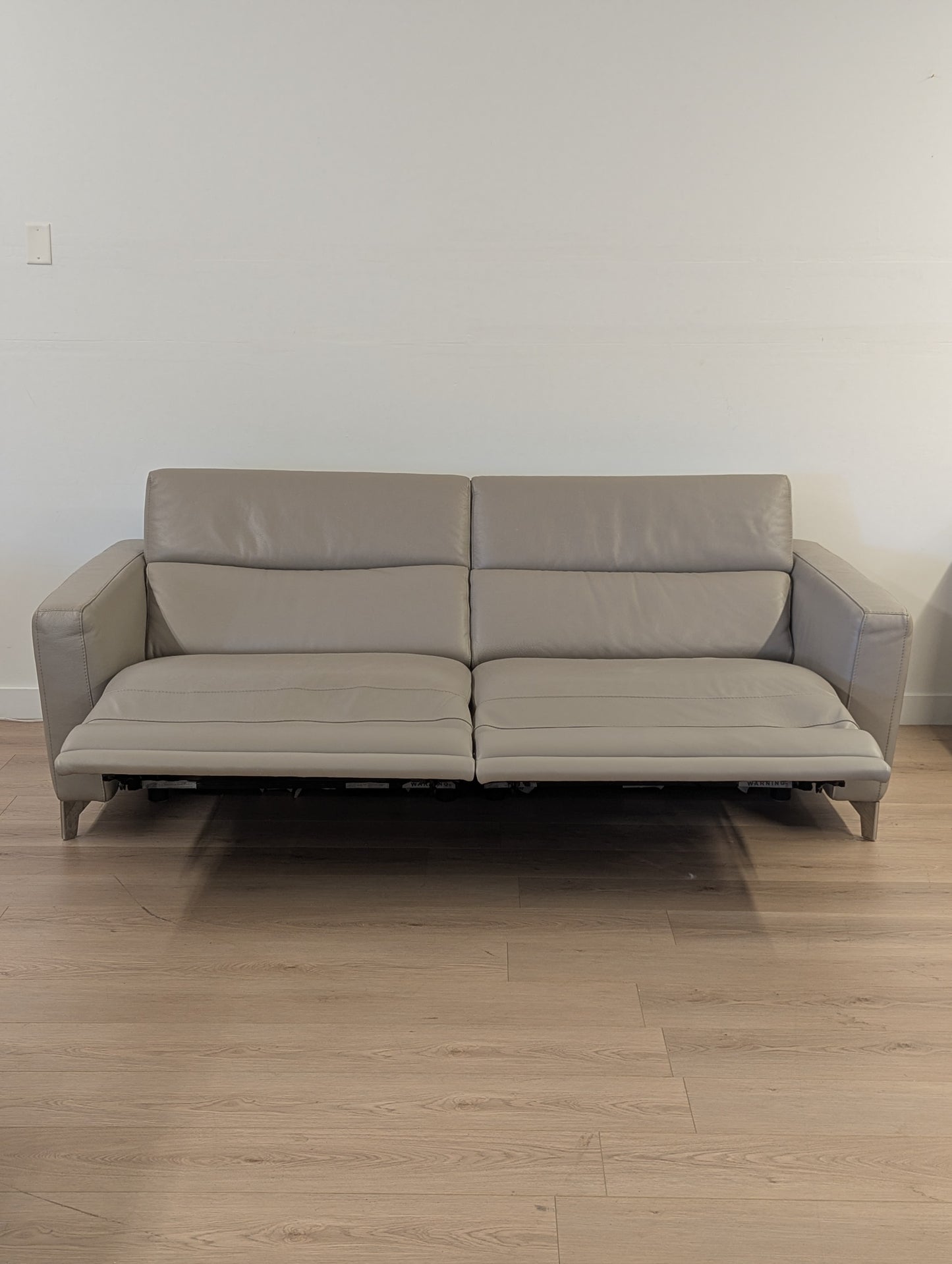 Natuzzi Italia Vola Reclining Sofa