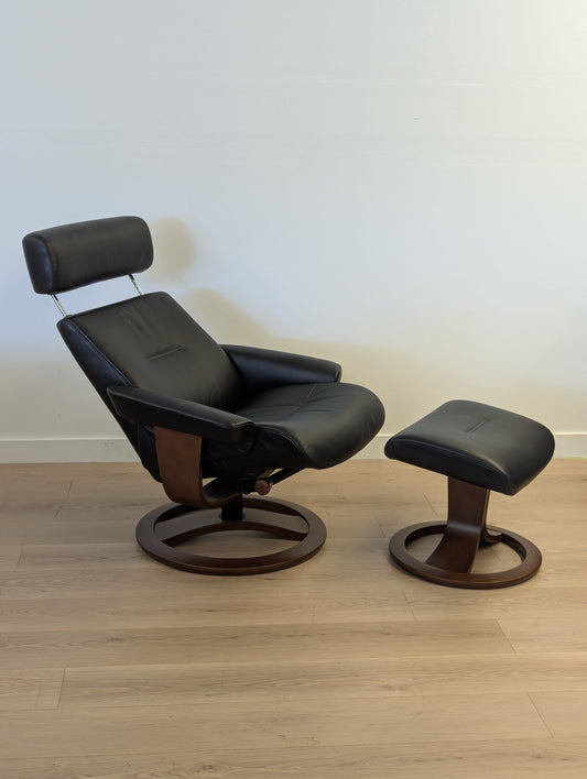 La-Z-Boy Aura 726-92M Swivel Chair with Footrest