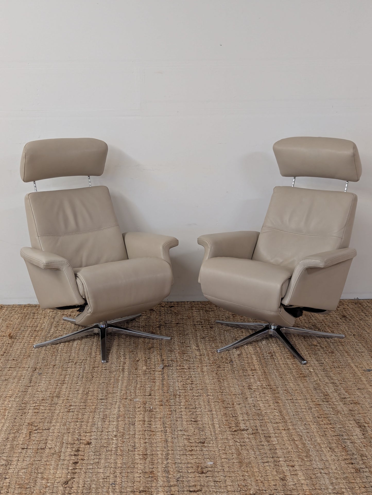 IMG Space 3600 Power Leather Chair